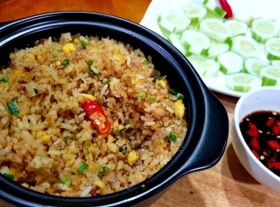 Cơm Chiên Cá Mặn