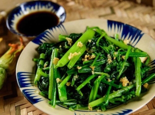 Rau Bó Xôi Xào Dầu Hào