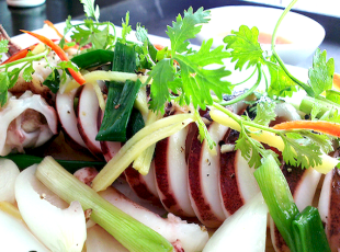 Mực Hấp Hành Gừng